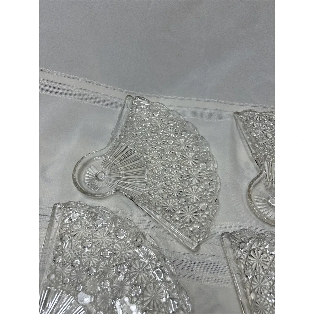 4 Vintage Fan Shaped‎ Vanity Tray Dishes Daisy Button Pattern Anchor Hocking